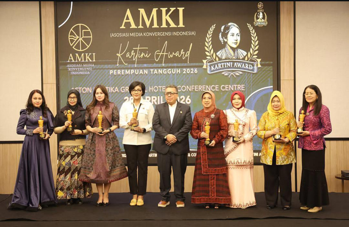 Tinawati Andra Soni Raih Kartini Awards Atas Dedikasi Pemberdayaan Perempuan dan Keluarga