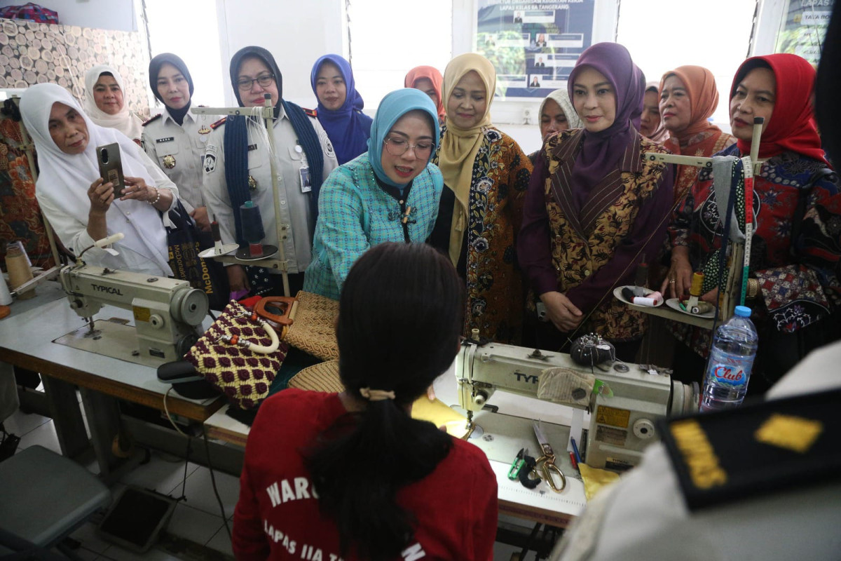 Tinawati Andra Soni Bangkitkan Kepercayaan Diri Warga Binaan Lapas Perempuan