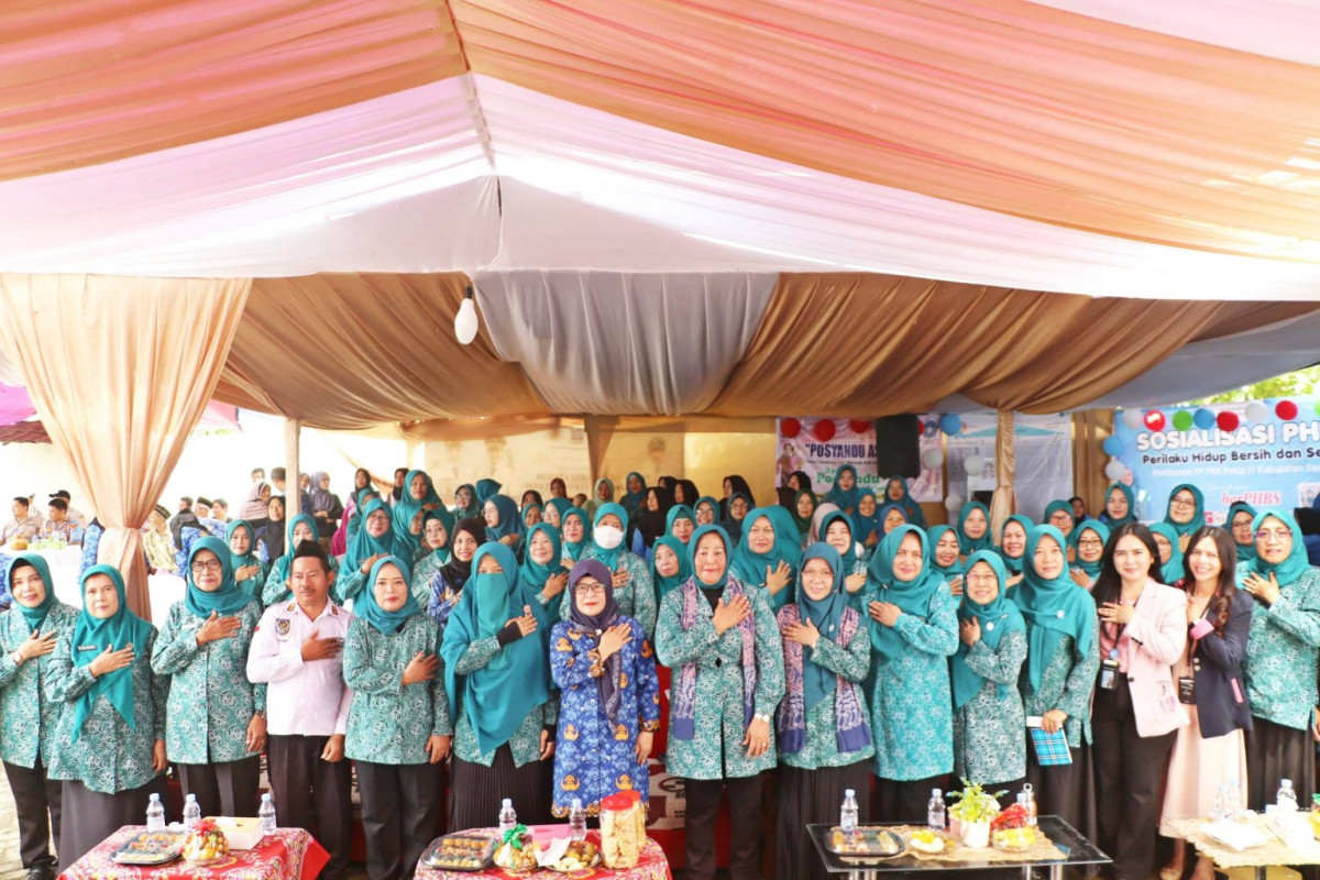 TP PKK Banten Beri Pembinaan TP PKK Desa Cikedung Jelang Penilaian Lomba HKG PKK ke 53 Tingkat Provinsi Banten