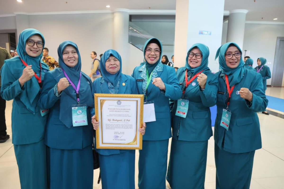 Ketua TP PKK Provinsi Banten Tinawati Andra Soni: Sinergi Antar Wilayah Penting Dalam Pemberdayaan Keluarga