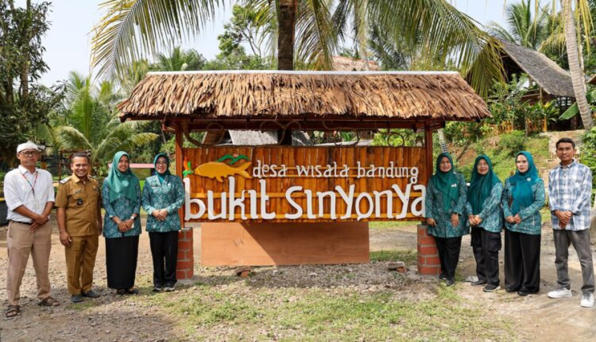 Ketua TP PKK Provinsi Banten Tinawati Andra Soni Kunjungi Agrowisata Bukit Sinyonya Pandeglang