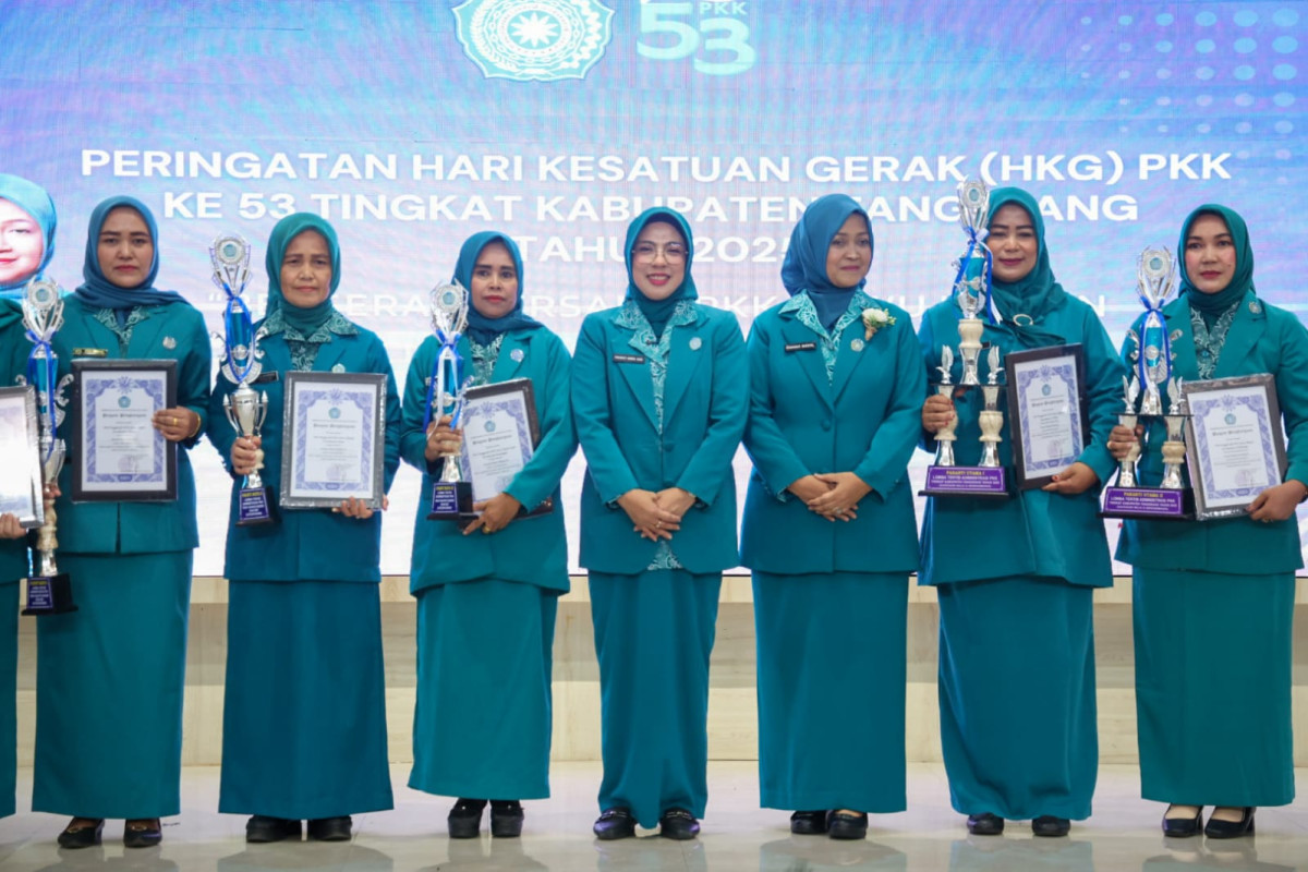 PKK Jadi Pilar Pembangunan Keluarga dan Masyarakat, Tinawati Andra Soni Apresiasi Dedikasi Kader